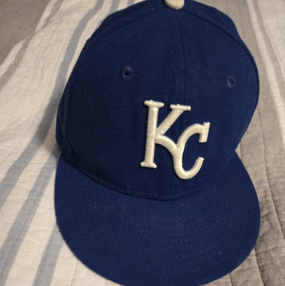 KC Royals baseball cap. Fitted. Size 6 3/4.Blue